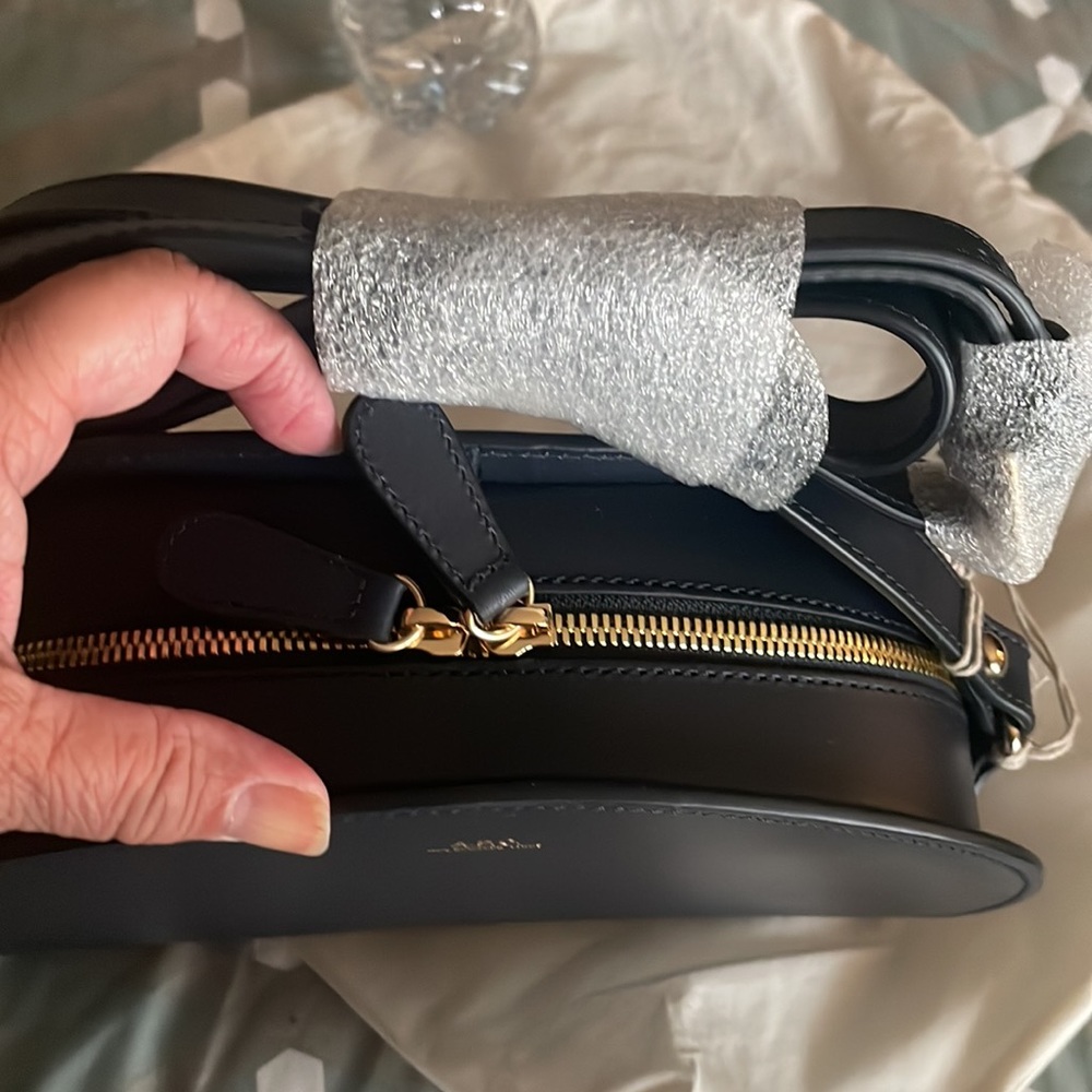 New APC navy blue half moon bag - Picture 6 of 12